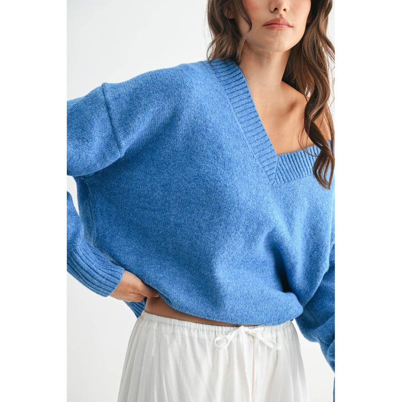 COZY V-NECK BLUE KNIT SWEATER