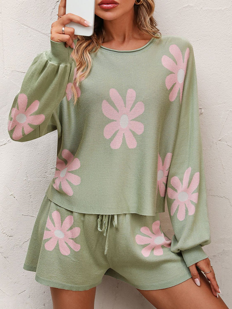 Floral Print Raglan Sleeve Knit Top and Tie Front Sweater Shorts Set  (Online Only)
