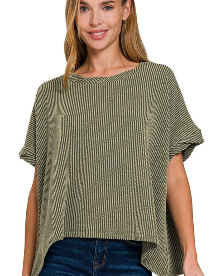 Textured Line Short Twisted Sleeve Top