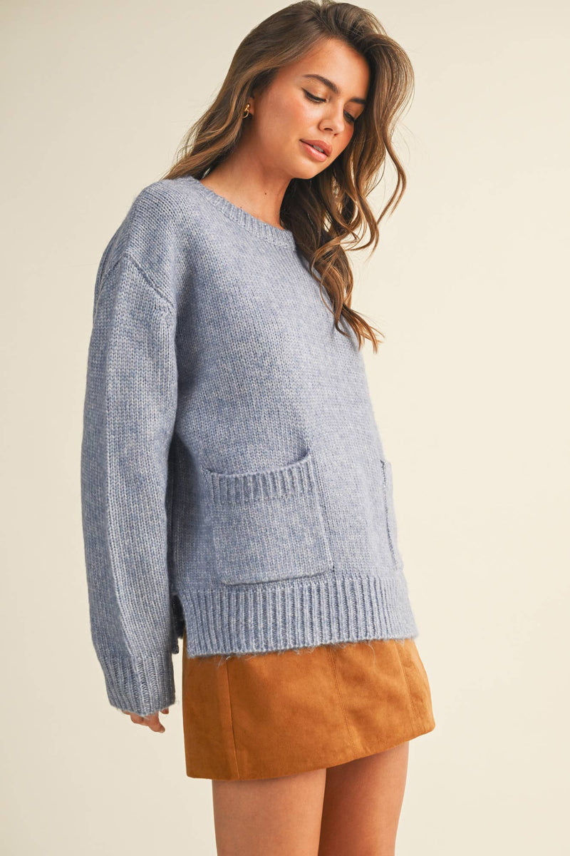FRONT PATCH POCKET SWEATER TOP