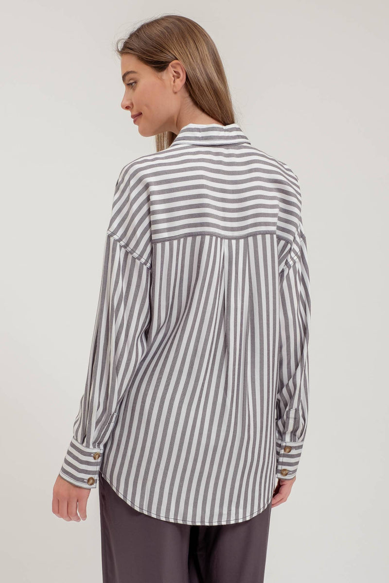 STRIPE COLLARED BUTTON DOWN LONG SLEEVE SHIRT