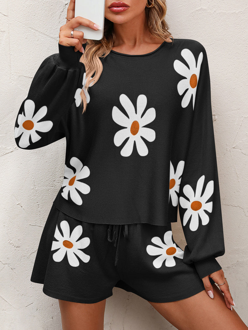 Floral Print Raglan Sleeve Knit Top and Tie Front Sweater Shorts Set  (Online Only)