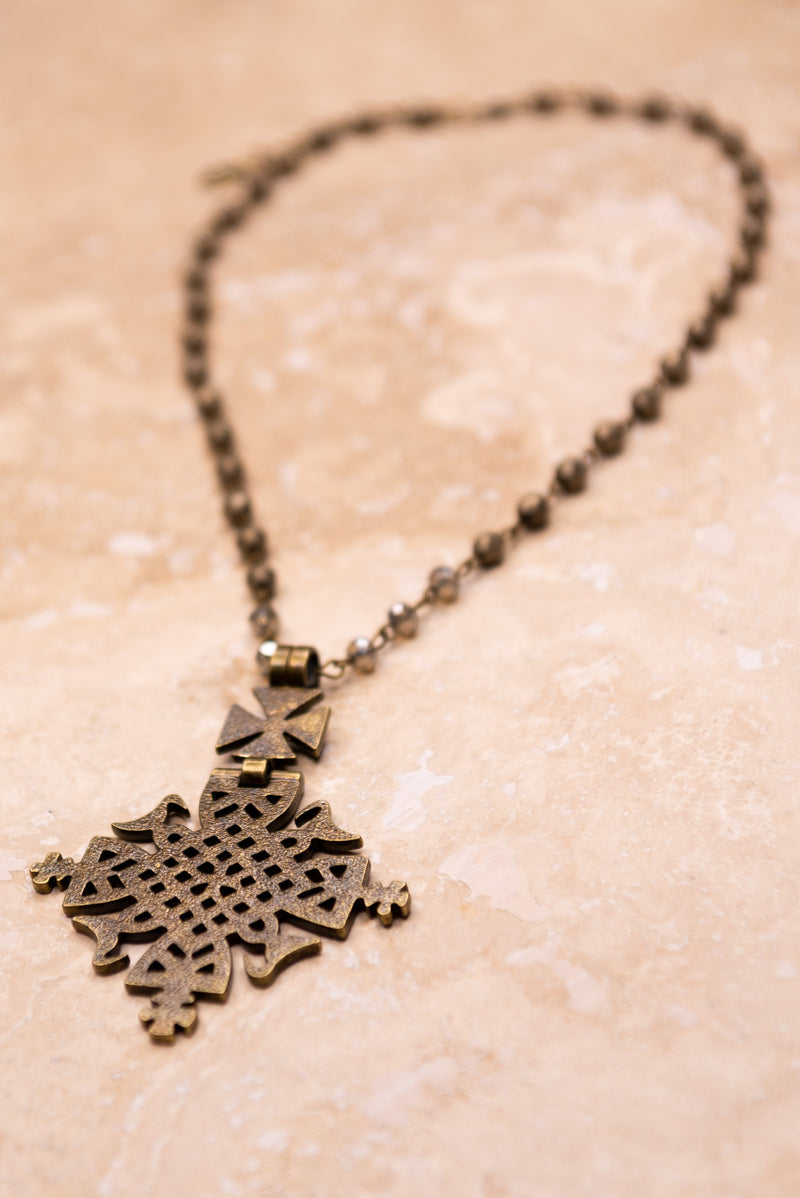 Delany Lg Cross Necklace